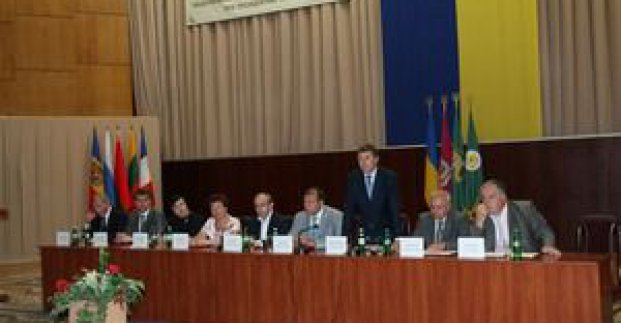 Вадим Ландсман представлений на посаді директора регіонального інституту державного управління