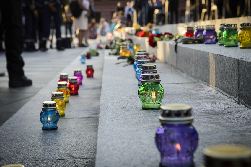 У Харкові пройшов мітинг-реквієм пам'яті загиблих в авіакатастрофі