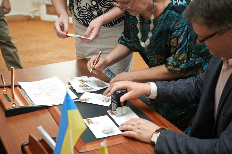 У Харкові погасили поштову марку, присвячену Іллі Рєпіну