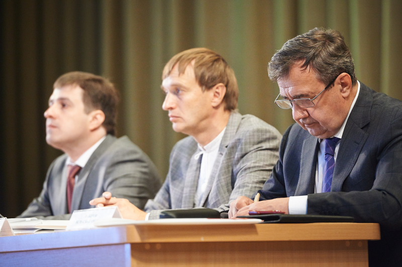 У Харкові проходить обласна конференція педагогічних працівників