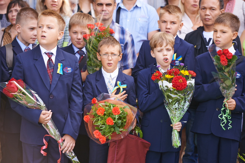 У фізико-математичному ліцеї №27 відзначили День знань