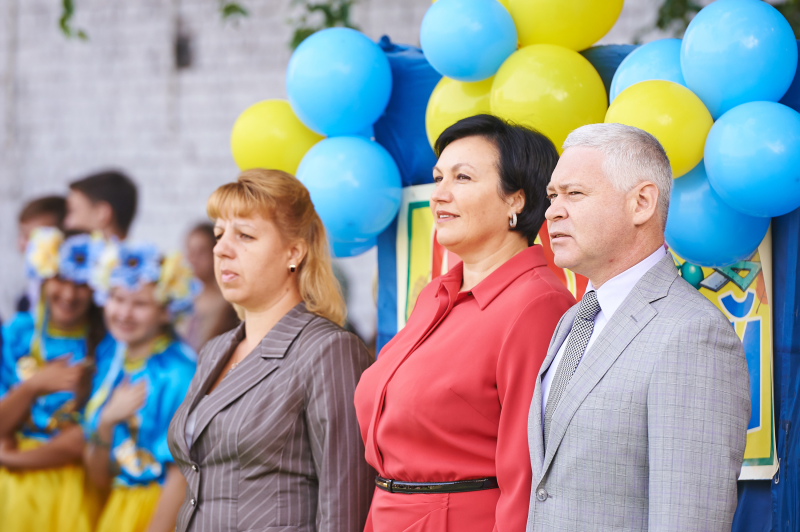 У фізико-математичному ліцеї №27 відзначили День знань