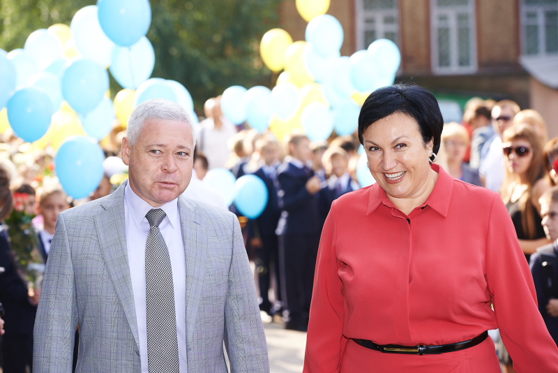 У фізико-математичному ліцеї №27 відзначили День знань