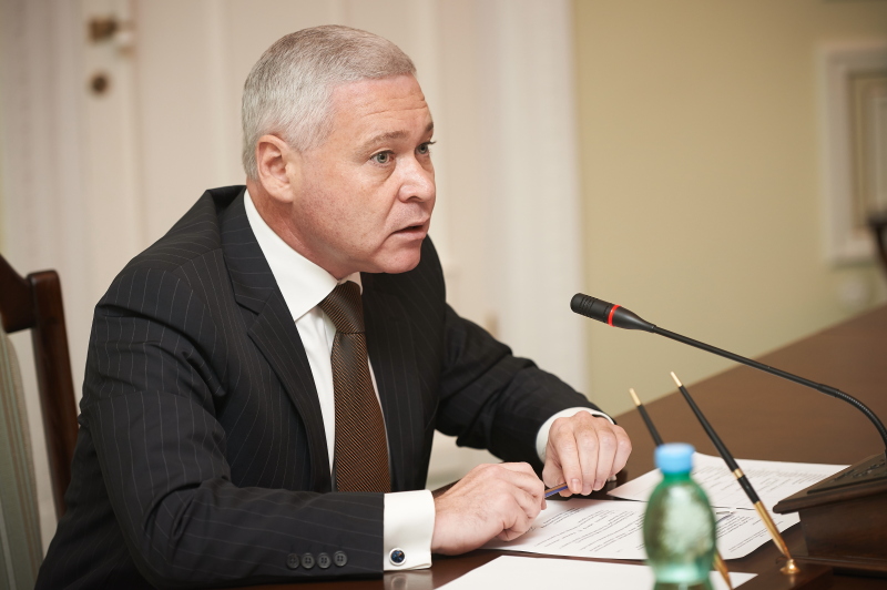 На кордоні Харківської області почали будувати оборонні споруди