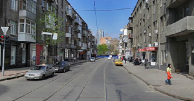 Вулицями Маяковського і Трінклера до грудня закривається рух транспорту