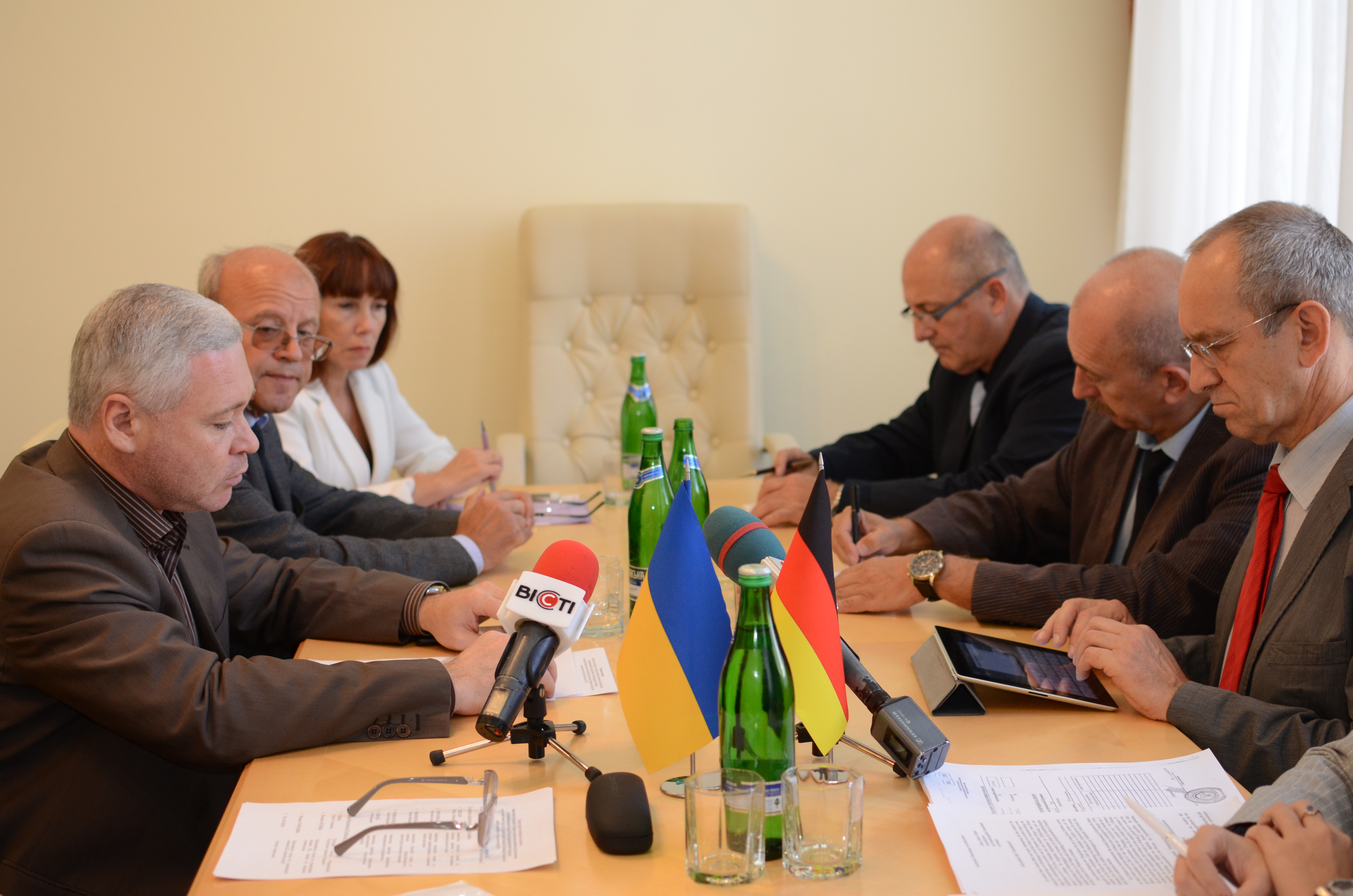 У Харкові побудують модульні будинки для переселенців з Донбасу