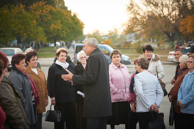 В районі заводу Шевченка реконструювали вуличне освітлення