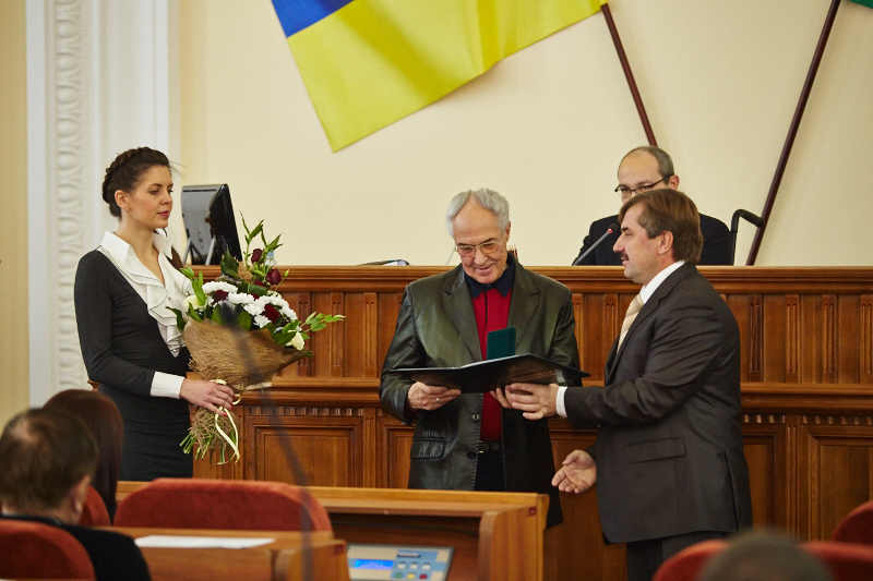 Розпочалася сесія Харківської міськради