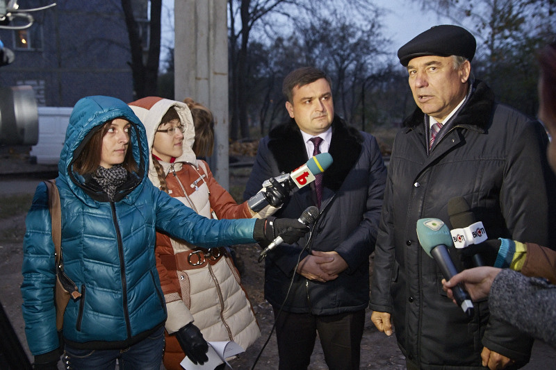 На проспектах Героїв Сталінграда та Маршала Жукова стало світліше