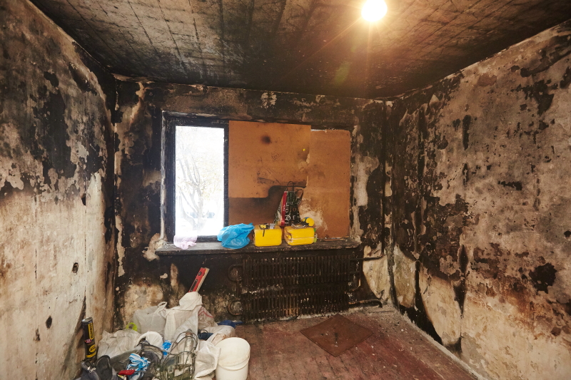 Місто відновило електропостачання в постраждалому від пожежі гуртожитку