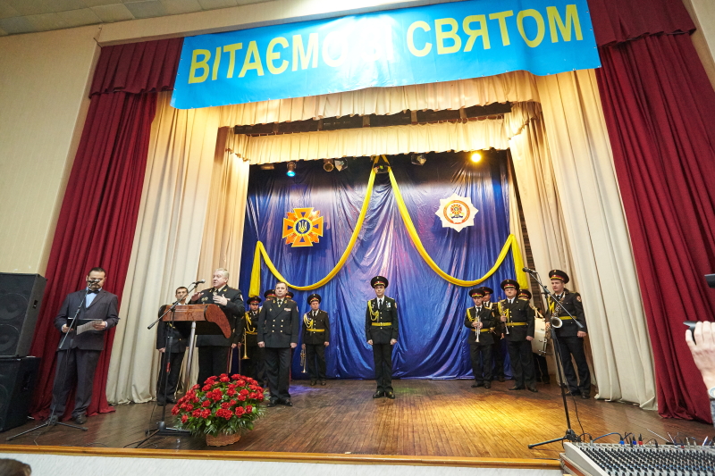 Харківські рятувальники отримали звання лейтенанта