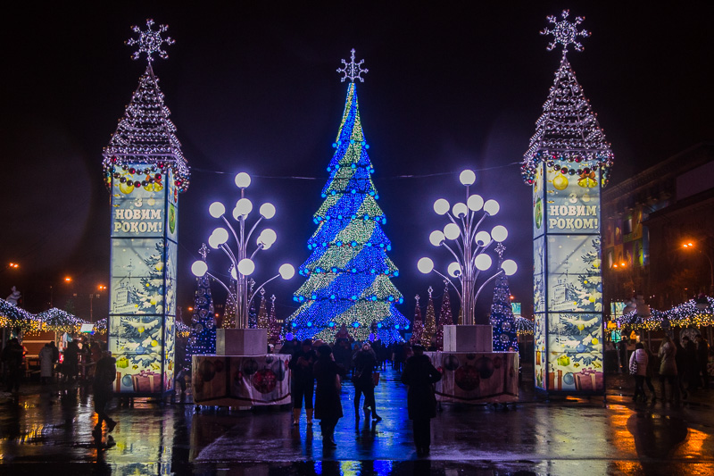 На площі Свободи відкрилася головна ялинка Харкова