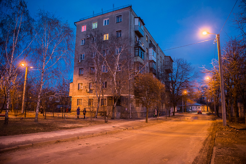 На вулиці Малопанасівській реконструювали мережі зовнішнього освітлення