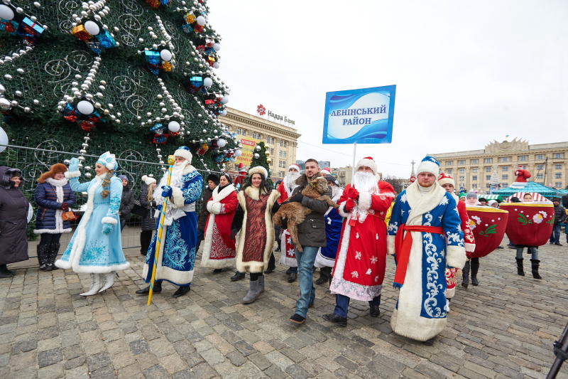 У Харкові вперше пройшов фестиваль-конкурс Дідів Морозів