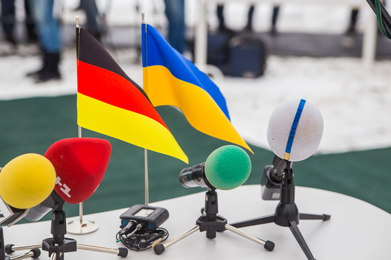 У Харкові відкрили модульне селище для переселенців з Донбасу (доповнено)