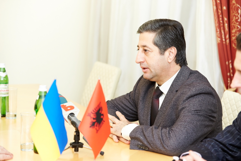 У міськраді пройшла зустріч з Почесним консулом Республіки Албанія в Харкові