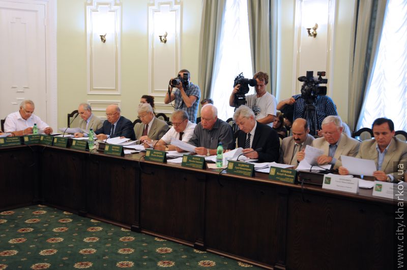 Міська влада забезпечила робочі місця для 110 дітей-сиріт