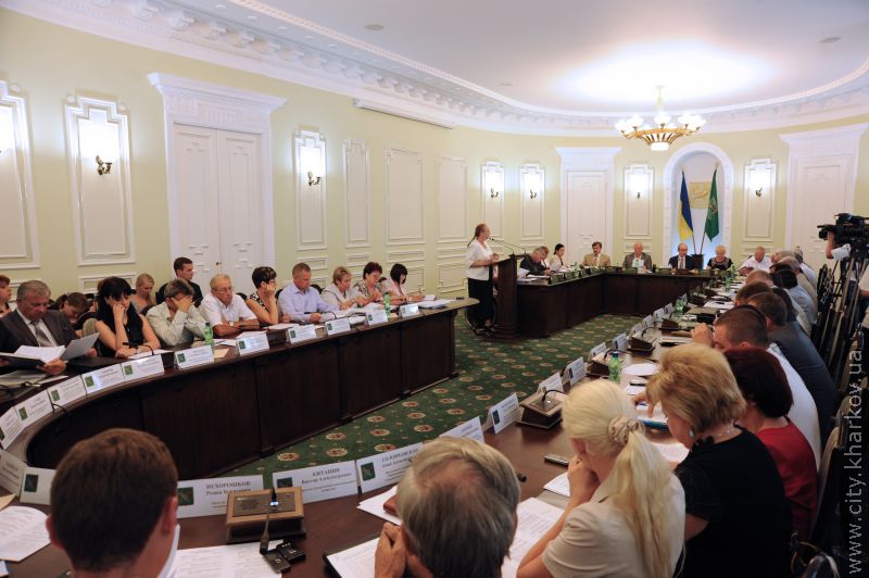 Міська влада забезпечила робочі місця для 110 дітей-сиріт