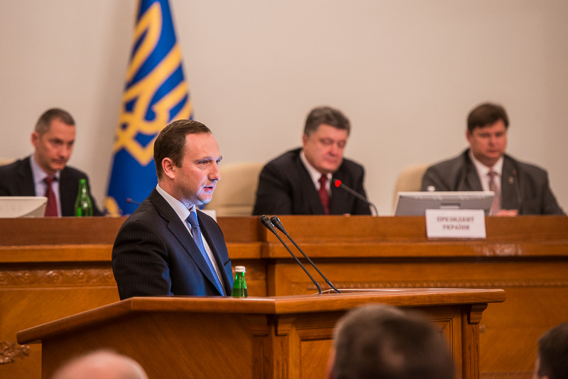 Петро Порошенко назвав необхідністю посилення порядку в'їзду в Україну громадян Росії
