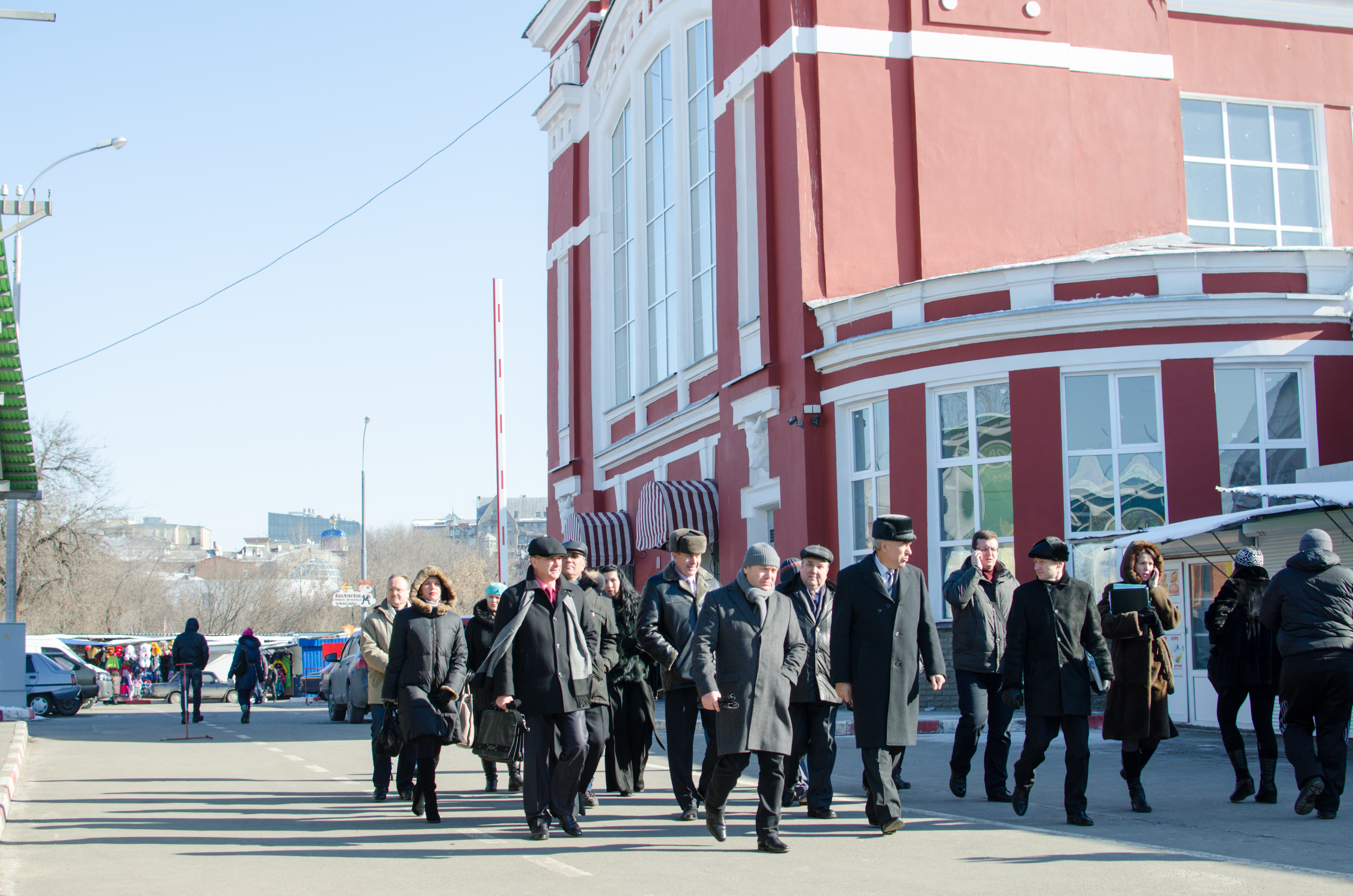 Представникам Асоціації міст України показали реконструйований Центральний ринок