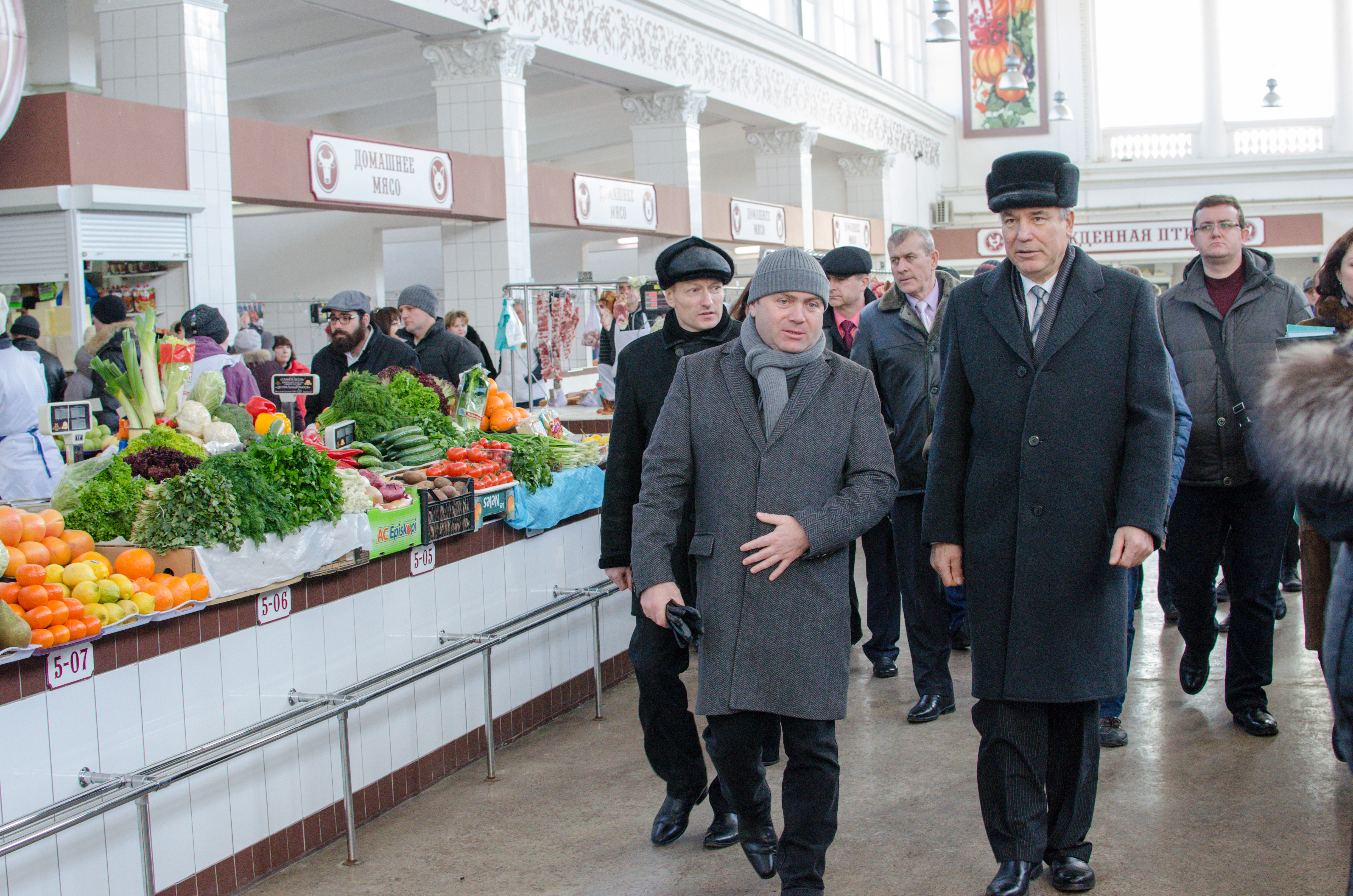 Представникам Асоціації міст України показали реконструйований Центральний ринок
