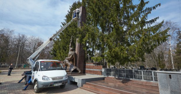 Міські меморіальні комплекси готують до Дня Перемоги