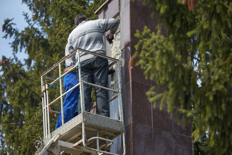 Міські меморіальні комплекси готують до Дня Перемоги