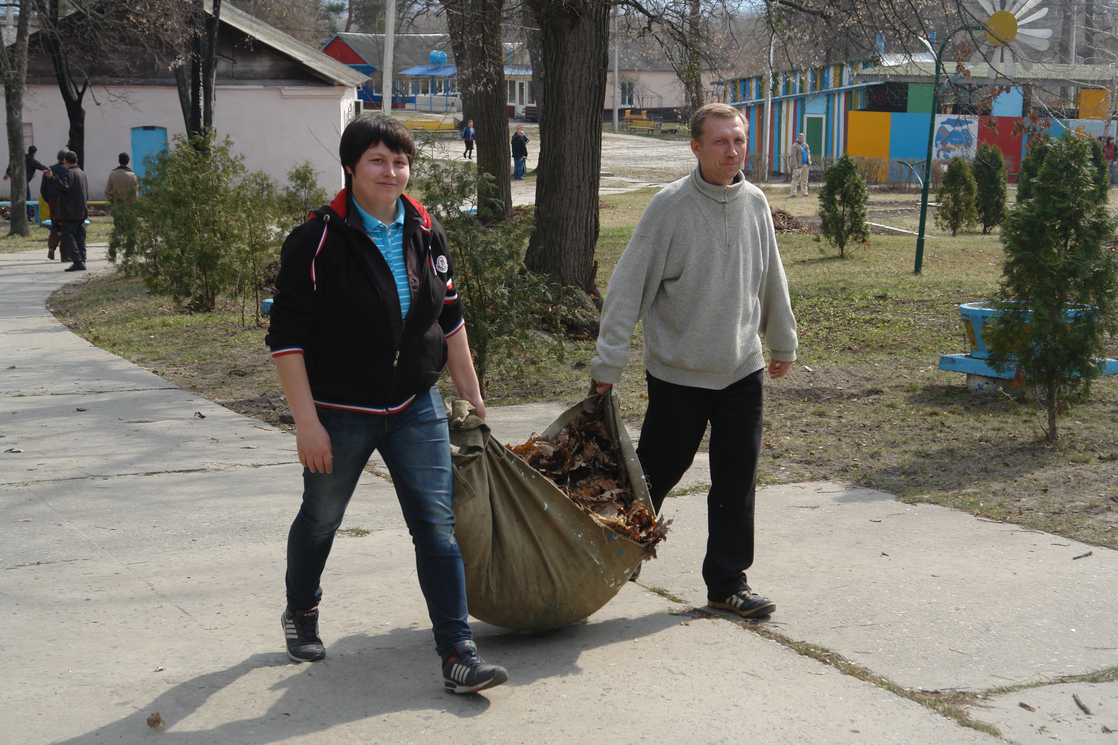 Працівники «Харківводоканалу» вийшли на суботник