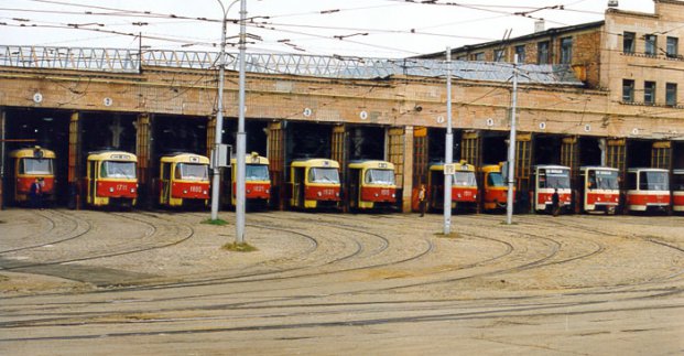 У зв'язку з обмерзанням контактної мережі на дороги частково не вийшли тролейбуси і трамваї