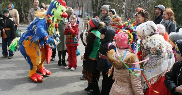 У Харківському зоопарку відбулося свято зустрічі птахів