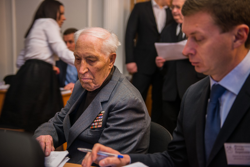Геннадій Кернес провів особистий прийом громадян в аерокосмічному університеті