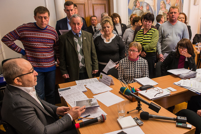Геннадій Кернес провів особистий прийом громадян в аерокосмічному університеті