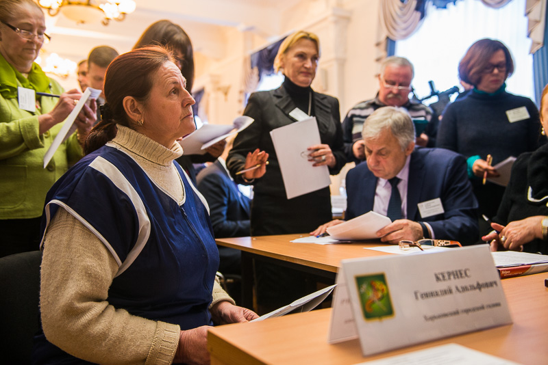 Геннадій Кернес провів особистий прийом громадян в аерокосмічному університеті