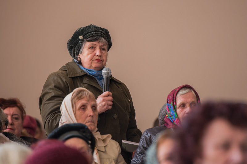 Реконструкцію скверу Радянської України планують завершити до Дня міста