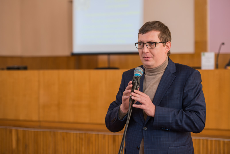 Реконструкцію скверу Радянської України планують завершити до Дня міста