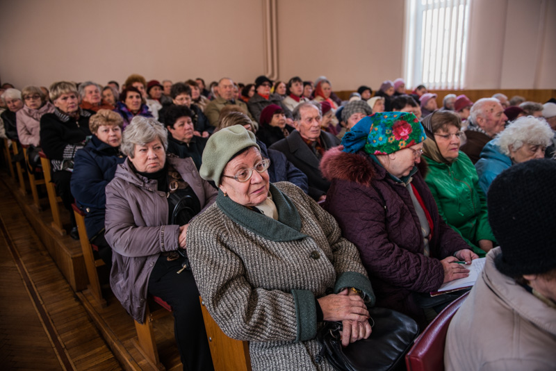Реконструкцію скверу Радянської України планують завершити до Дня міста