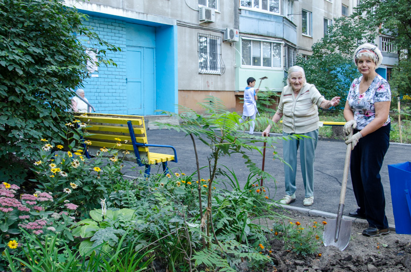 У Харкові проходить загальноміський суботник (оновлено)