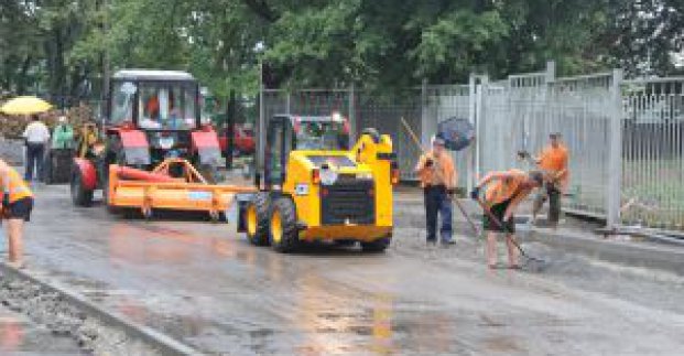207 одиниць техніки працює на вулицях міста