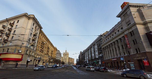 На Павлівській площі буде обмежено рух транспорту