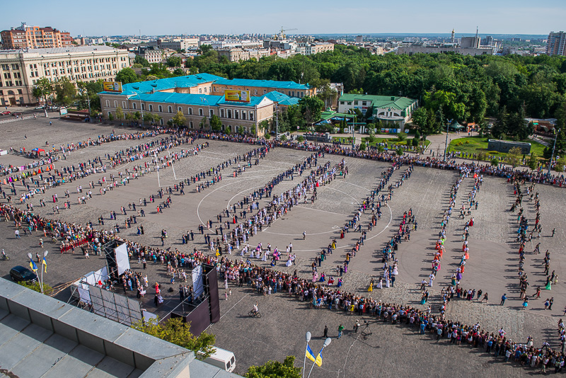 У Харкові проходить перший фестиваль бального танцю під відкритим небом