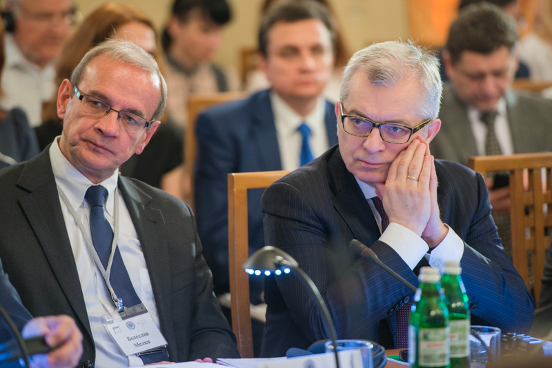 У Харкові проходить міжнародна конференція за участю Лешека Бальцеровича