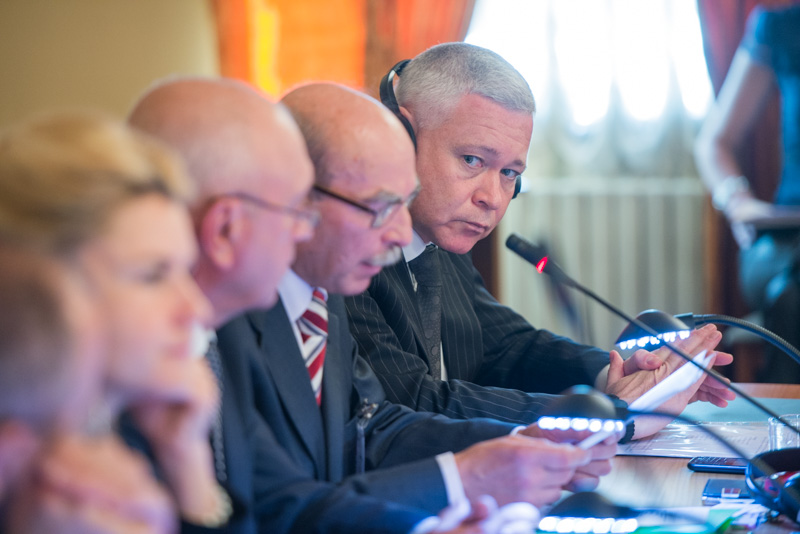 У Харкові проходить міжнародна конференція за участю Лешека Бальцеровича