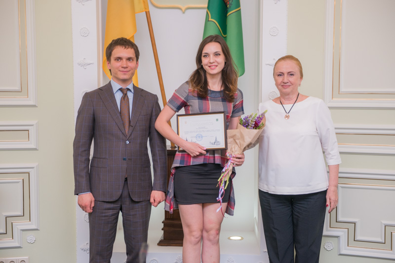 У Харкові нагородили організаторів весільного рекорду