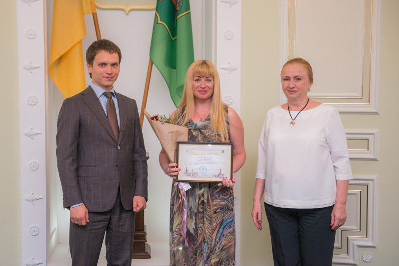 У Харкові нагородили організаторів весільного рекорду