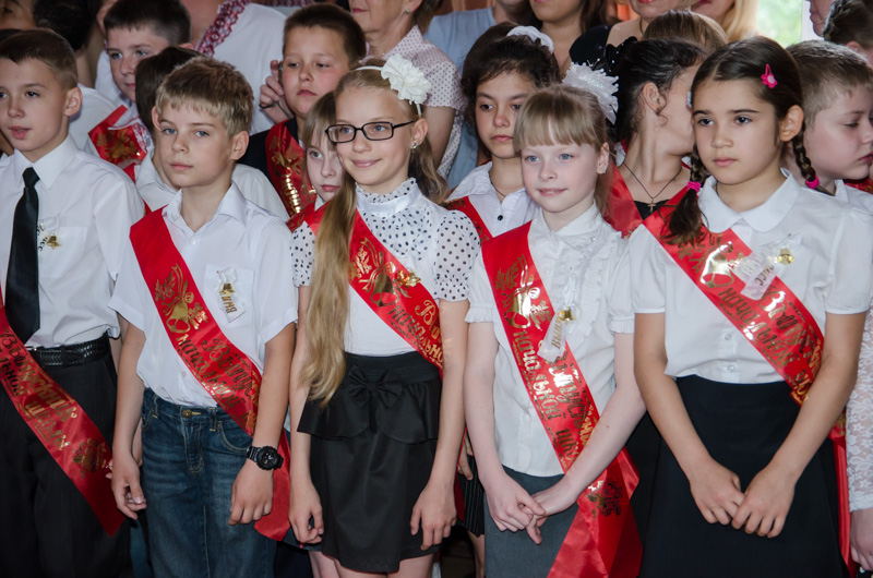 У Харківській гімназії №1 пролунав останній дзвоник