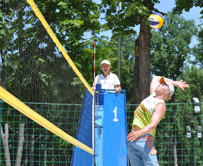 У місті пройшов турнір з пляжного волейболу