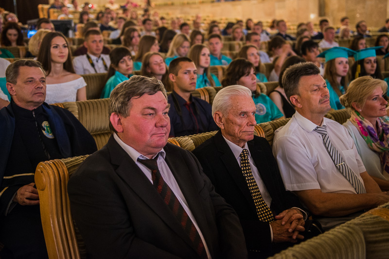 У Харківському медуніверситеті пройшов випуск молодих лікарів