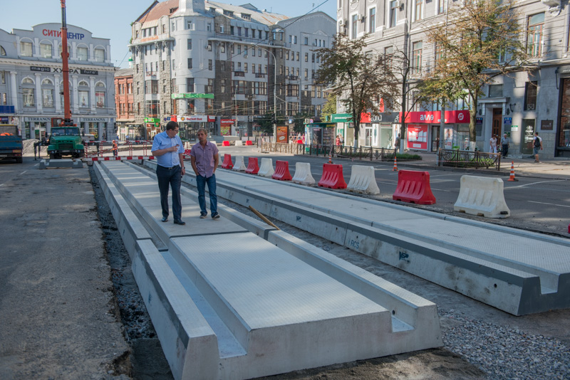 Трамвайні колії в центрі міста будуть безшумними і прослужать три десятки років