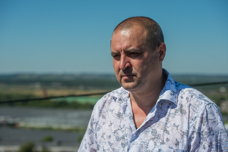 У Харкові ремонтують входи в під'їзди і покрівлю житлових будинків