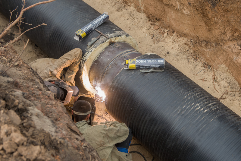 Реконструкцію тепломагістралі на Московському проспекті завершать у вересні